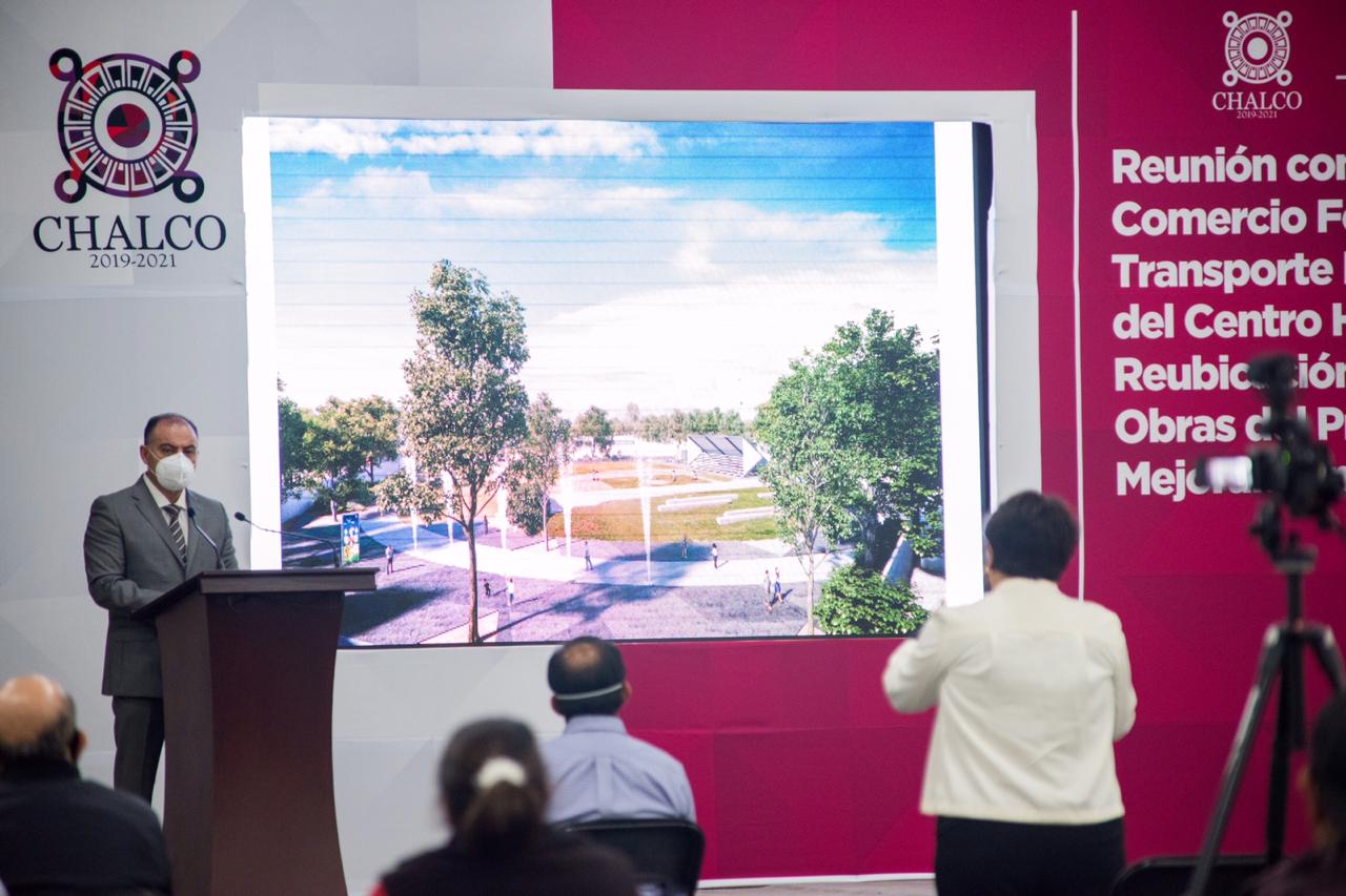 Boletín 168.- Miguel Gutiérrez presenta propuestas de reubicación del comercio informal y del tianguis tradicional de los días viernes, por las obras del Programa de Mejoramiento Urbano del Gobierno de México.