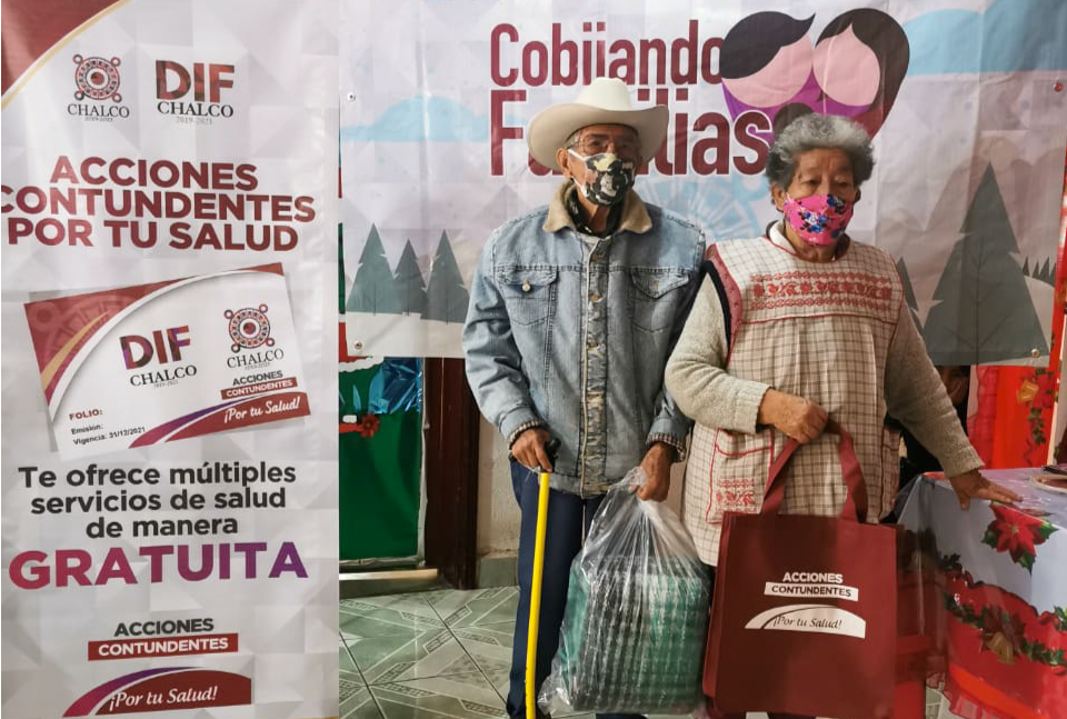 Boletín 208.-Con el programa Acciones Contundentes por tu Salud, DIF Municipal entrega apoyos de temporada invernal 