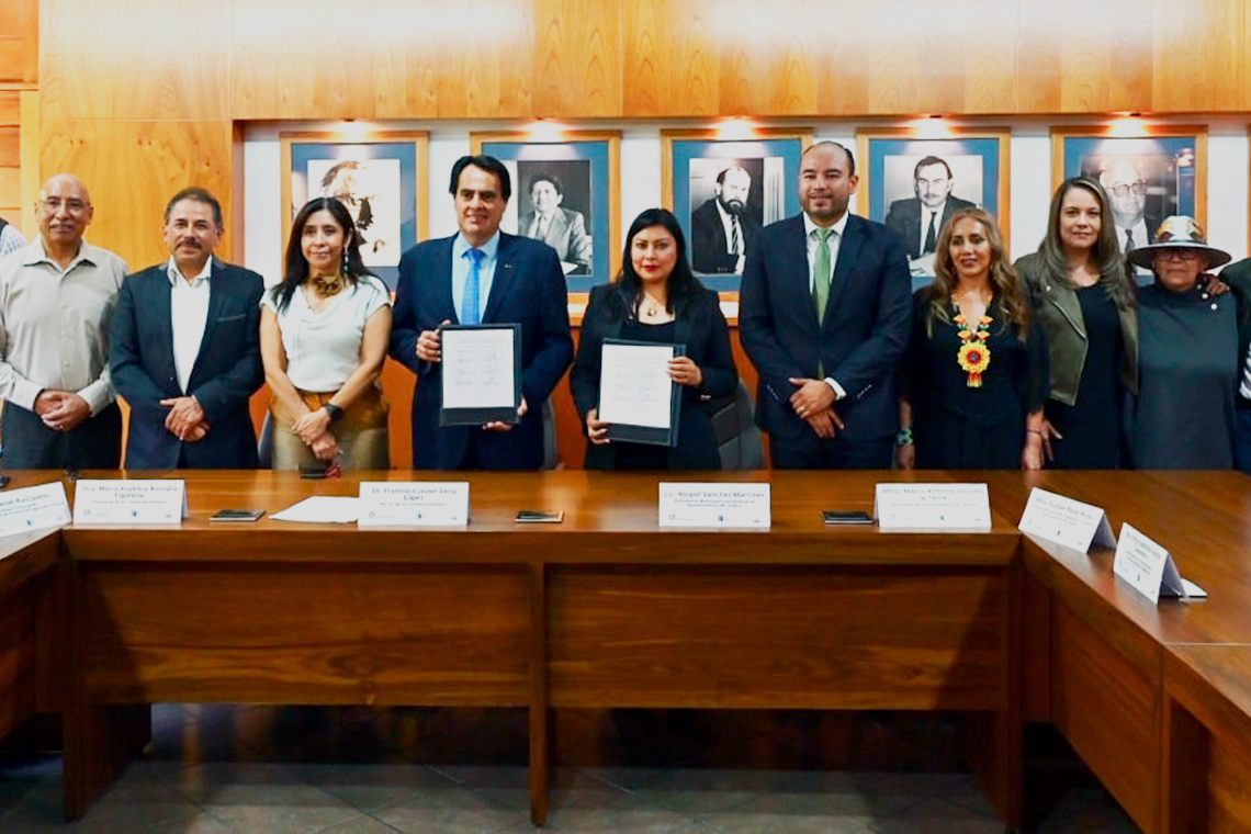 Boletín 070.-  Abigail Sánchez firma convenio con la UAM Xochimilco