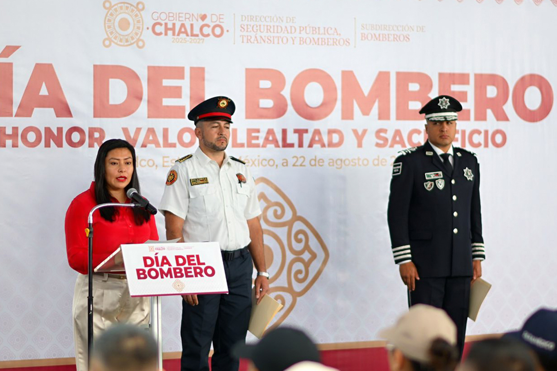 Boletín 078.- Abigail Sánchez celebra el Día de las y los Bomberos con gratificaciones