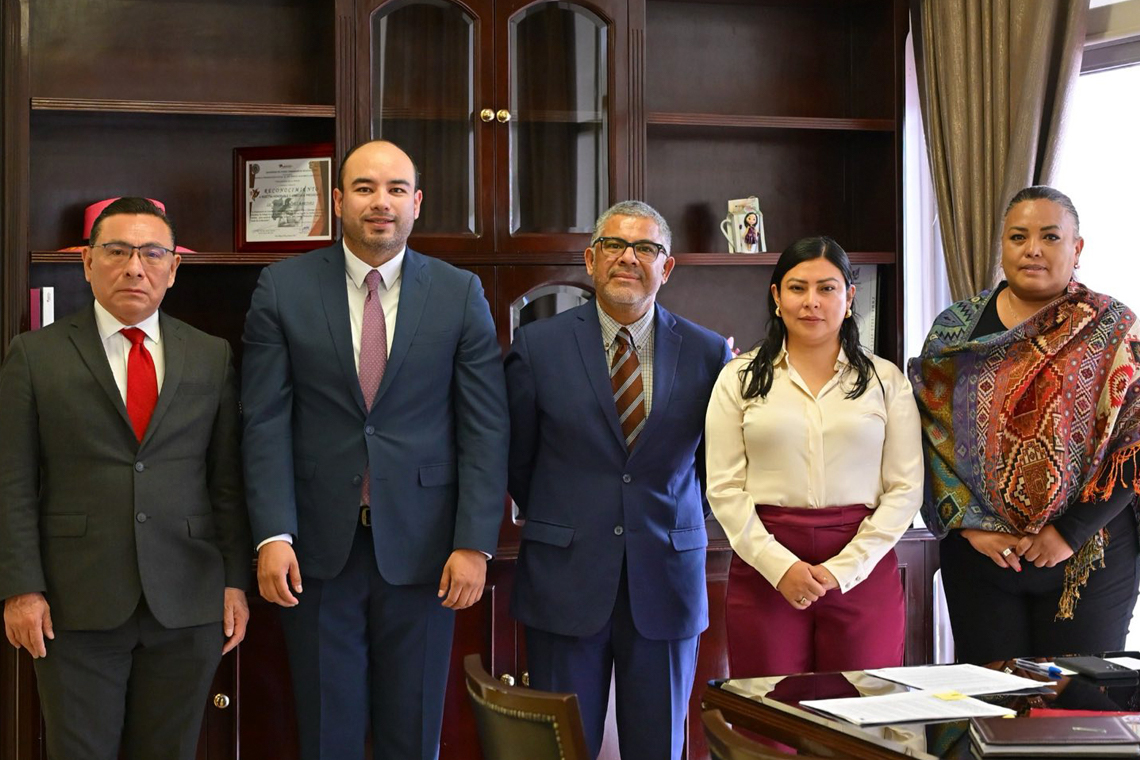 Boletín 091.- Abigail Sánchez firma convenio con el IPN